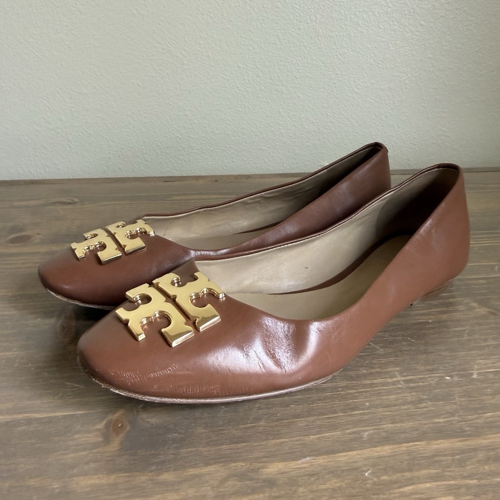 Tory Burch Women's 5.5 Camel Tan Brown Leather Gold Accent Raleigh Flats